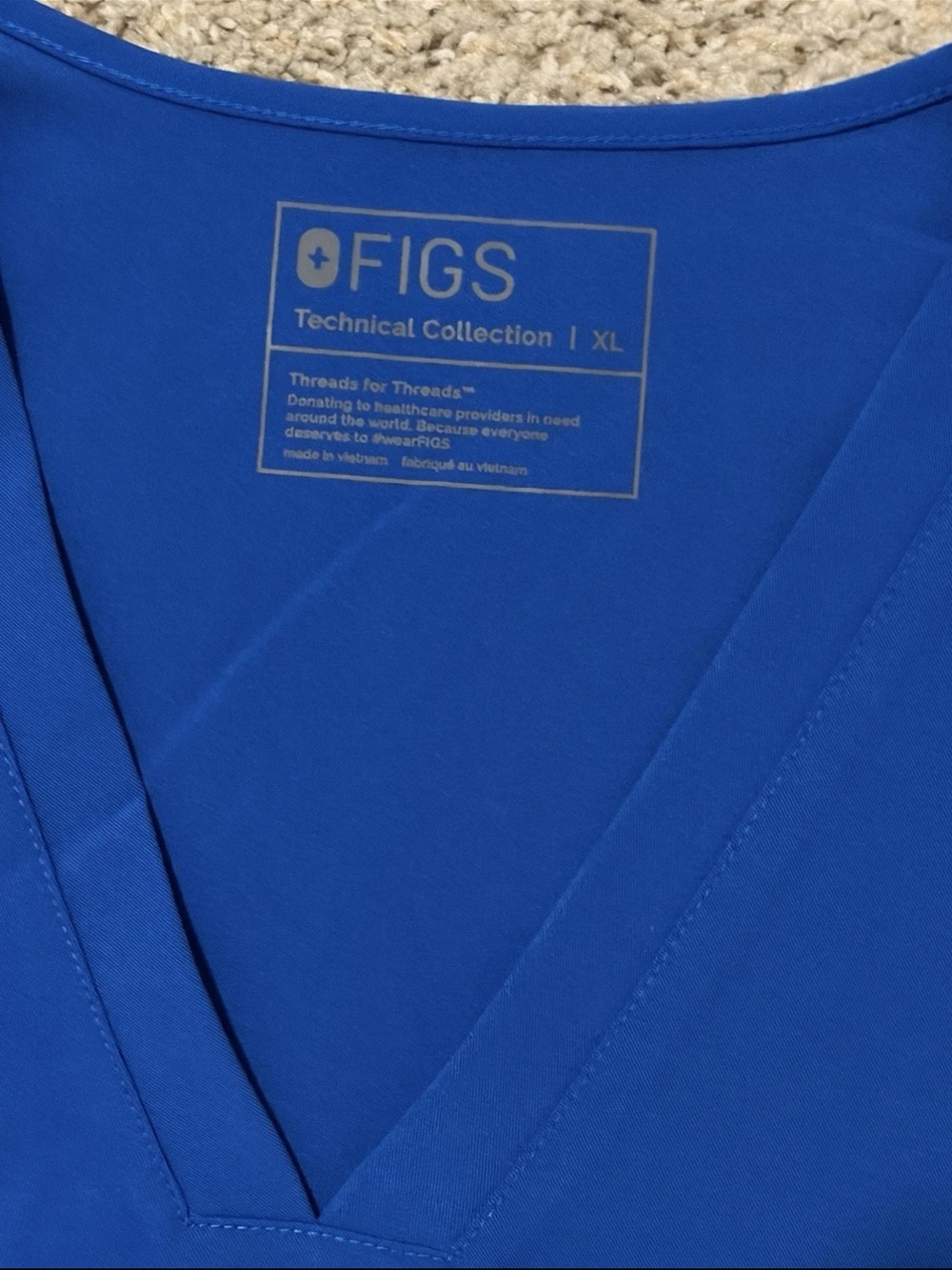 Figs XL Blue Scrub Top - Picture 2 of 3